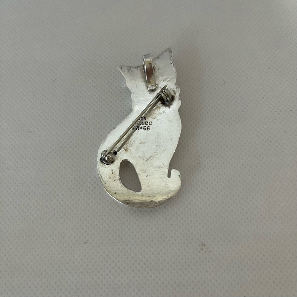 Sterling Silver Cat Brooch - Picture 2 of 4